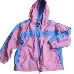 The children place Jacket 89